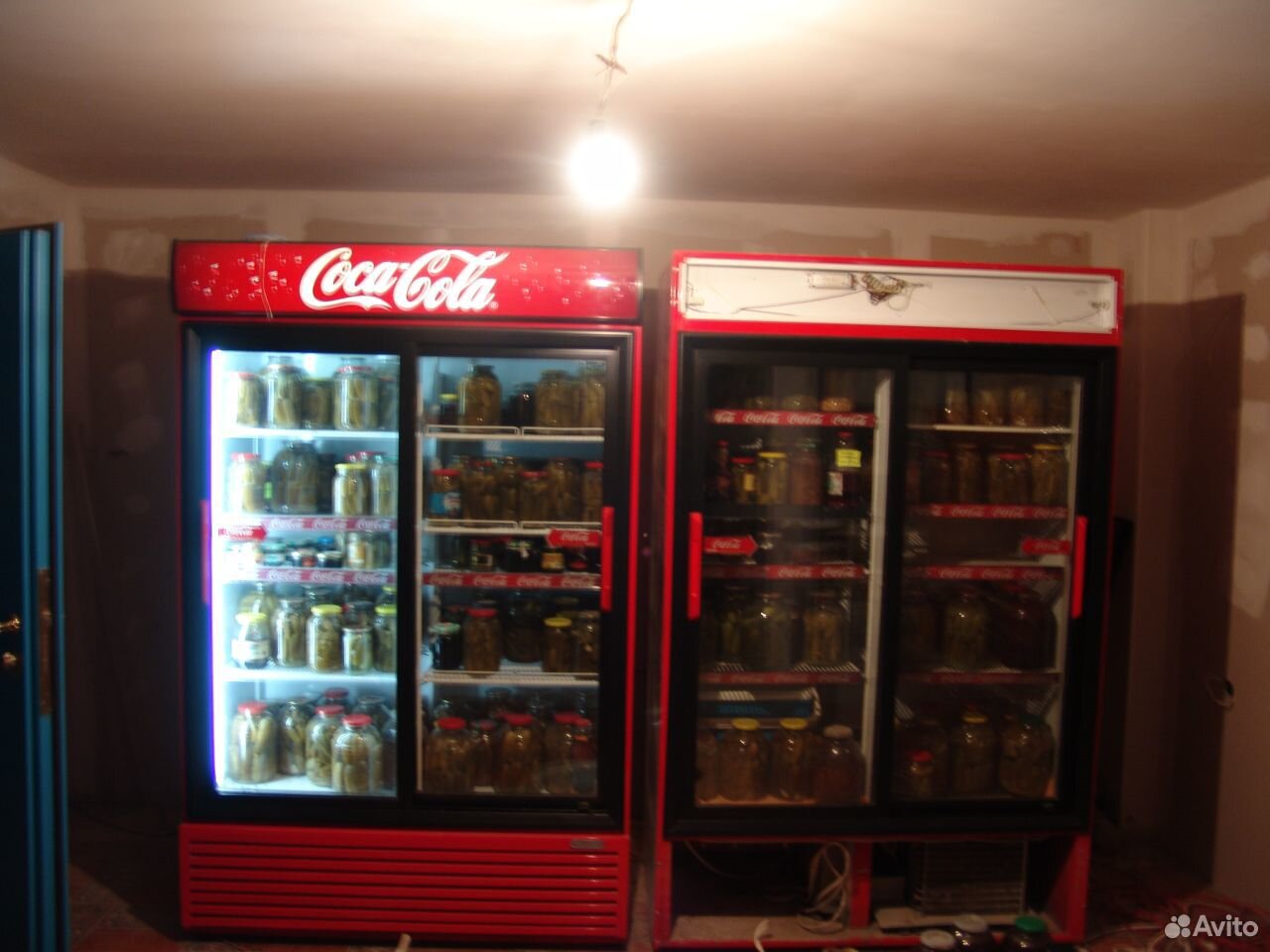 Холодильный шкаф Кока кола r744