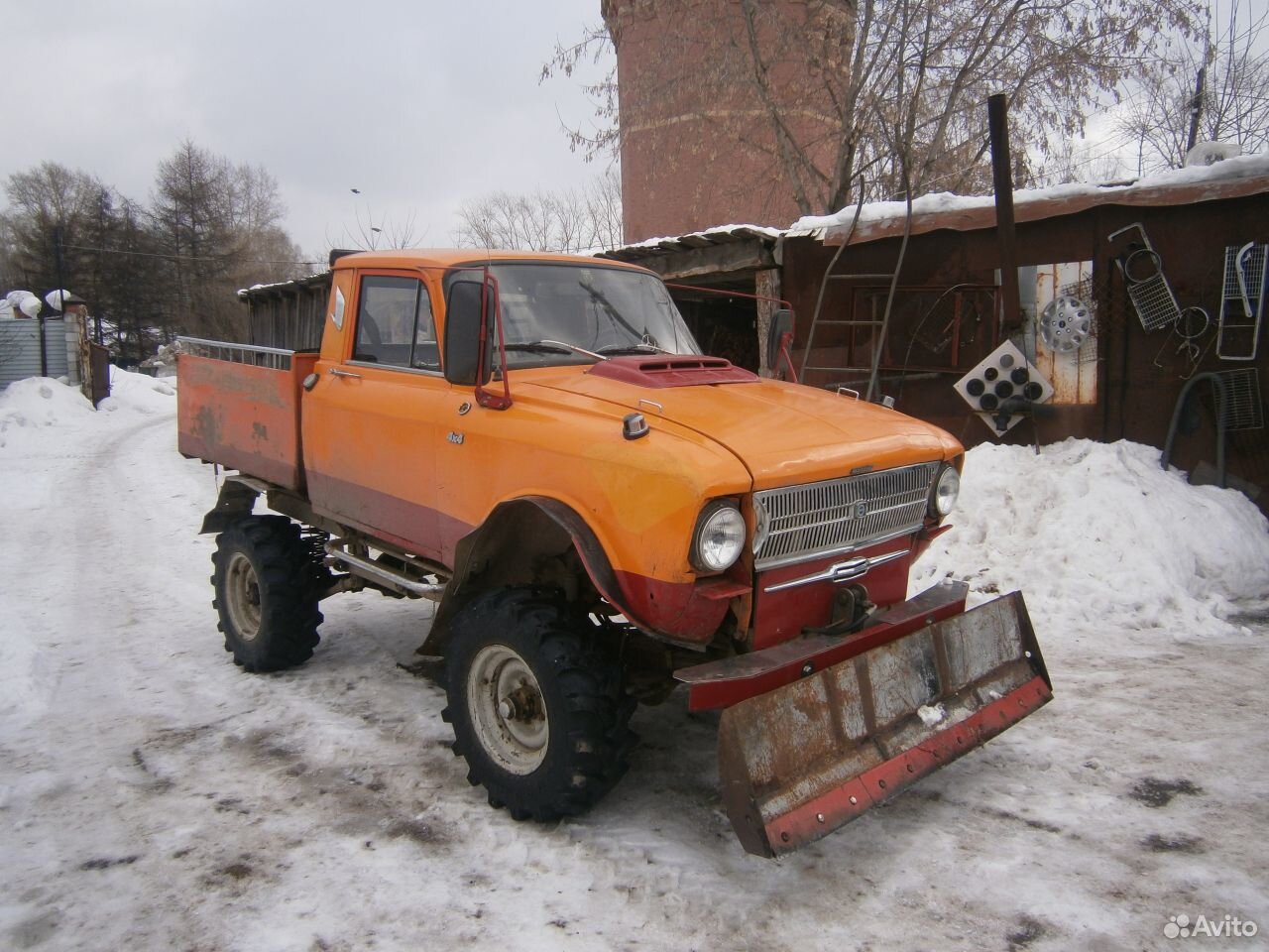 Дром спецтехника томская область. ИЖ 2715 4x4. ИЖ 2715 вездеход. Отвал на УАЗ 31519. ИЖ 2715 4х4 Бизон.