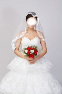 Шикарное кружевное свадебное платье