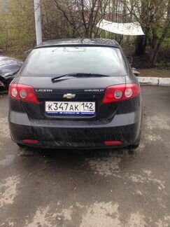 Chevrolet Lacetti 1.6 AT, 2011, хетчбэк, битый