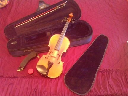 Скрипка для учебы ребенка в музыкальной школе