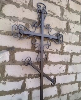Кованые кресты и оградки