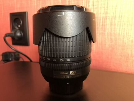 Nikon DX 18-135 mm