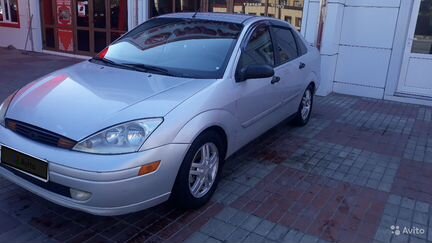 Ford Focus 2.0 МТ, 2001, 206 423 км