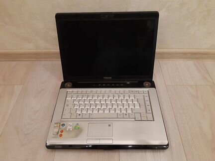 Ноутбук Toshiba 210-1AP