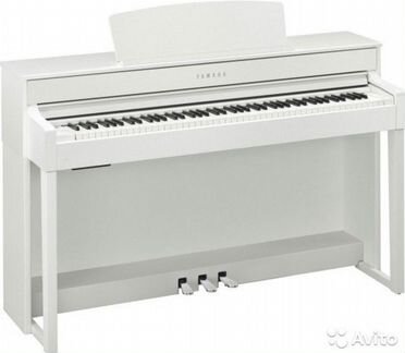 Цифровое пианино Yamaha Clavinova 645