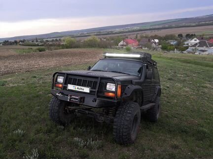 Jeep Cherokee 4.0 AT, 1989, 299 000 км