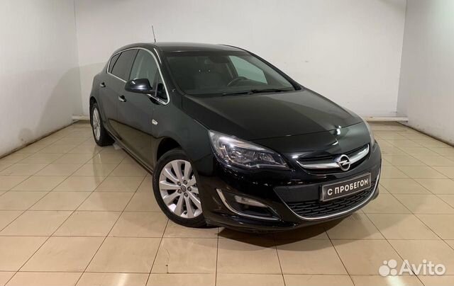 Opel Astra `2012