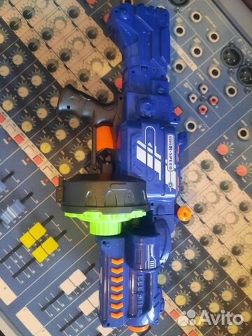 Автомат с мягкими пулями на батарейках BlazeStorm