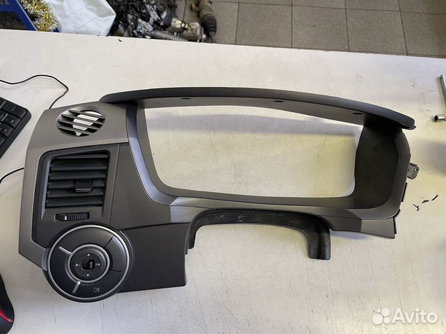 Накладка консоли в сборе Sssang Yong Kyron 2011