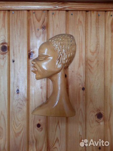 Фигура резная