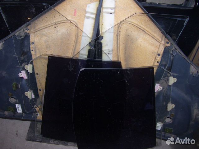 Ниссан альмера классик Стекло двери