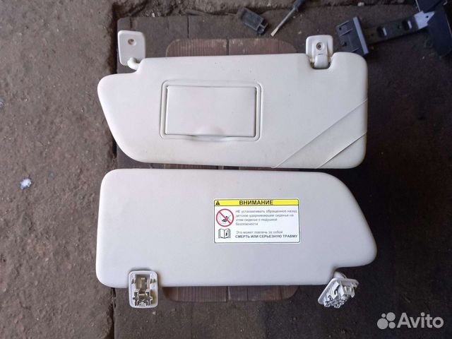 Peugeot 308 козырьки салона