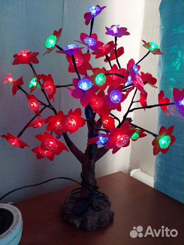 Цветы, светильник