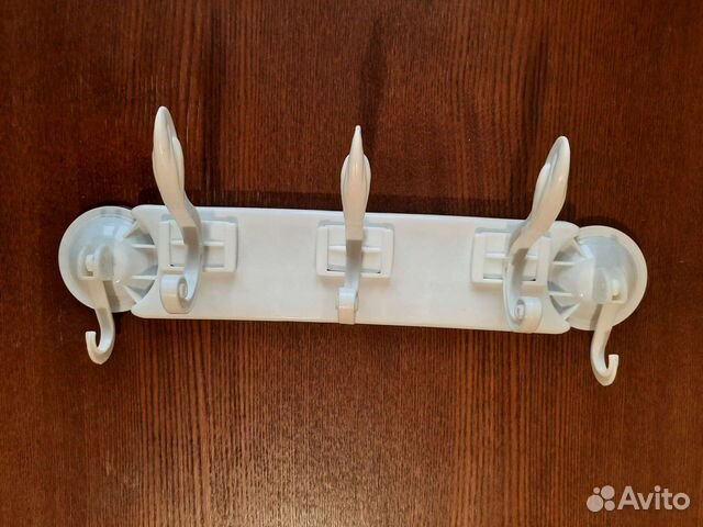 Вешалка для полотенец на присосках