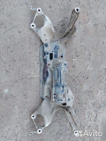 Подрамник передней подвестки Honda Civic 5D