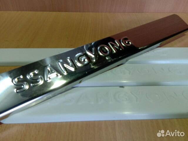 Накладки на пороги Ssang Yong Action (нержавейка)