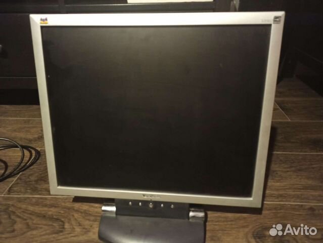Монитор компьютерный