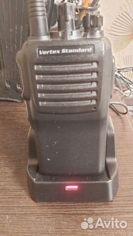Радиостанция Vertex VX-231-D0-5