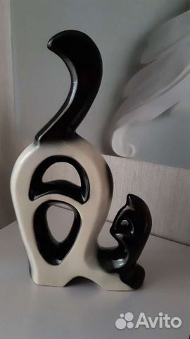 Статуэтка Кошка