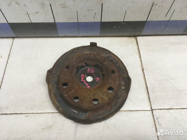 Опора передней пружины верхняя Carina E 1992-1997