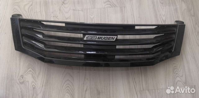 Новая оригинальная решетка радиатора Honda Inspire