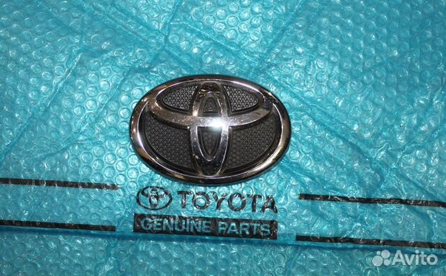 Эмблема Avensis 25 Оригинал Б/У 2006-2008