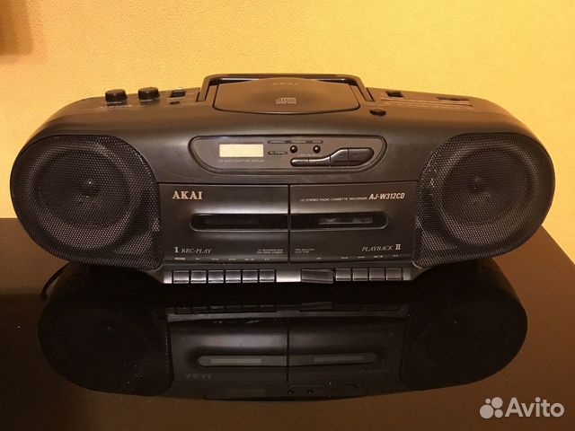 Магнитола akai aj-w312cd