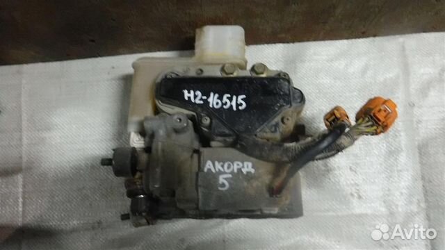 Блок ABS (насос) Honda Accord V 1993-1998