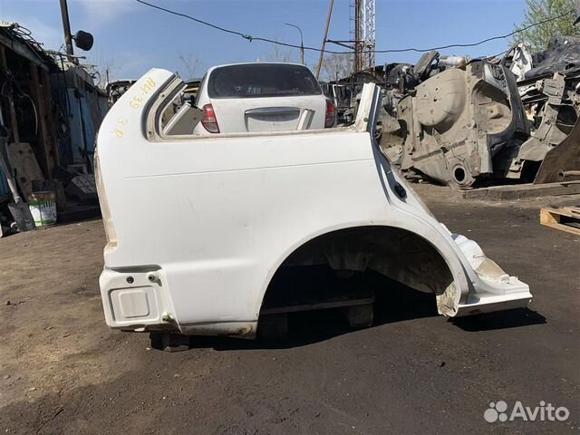 Крыло заднее R toyota corolla EE103