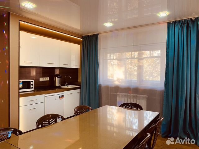

2-к. квартира, 68 м², 2/2 эт.