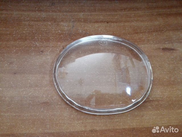 Стекло противотуманной фары Mercedes W245 правое Стекло противотуманной фары Mercedes W245 правое