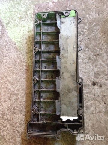 Клапанная крышка Td5 Land Rover Defender 99-05г. в Клапанная крышка Td5 Land Rover Defender 99-05г. в