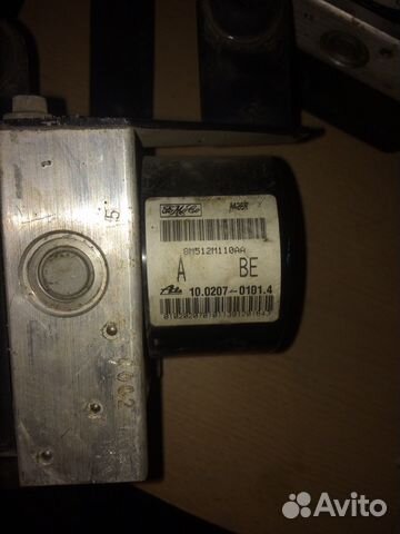 Блок ABS Форд Фокус 2 Ford Focus 2 8M512M110AA Блок ABS Форд Фокус 2 Ford Focus 2 8M512M110AA
