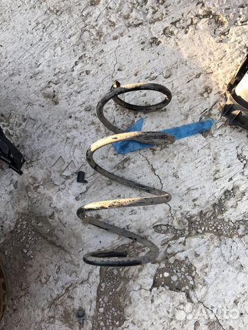 Пружина Бмв f20 f30 BMW f10 f11 Пружина Бмв f20 f30 BMW f10 f11