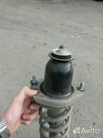 Задняя стойка Тойота Приус