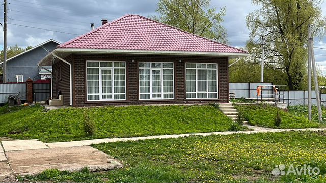 

Коттедж 90 м²