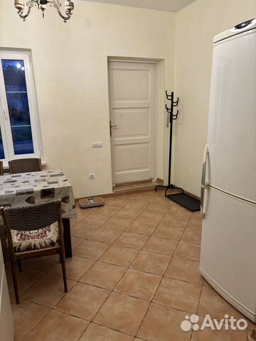 

2-к. квартира, 60 м², 2/2 эт.
