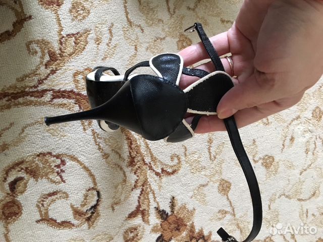 Туфли новые изящные Туфли новые изящные