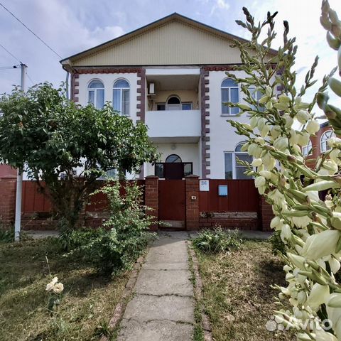 

5-к. дом, 180 м²