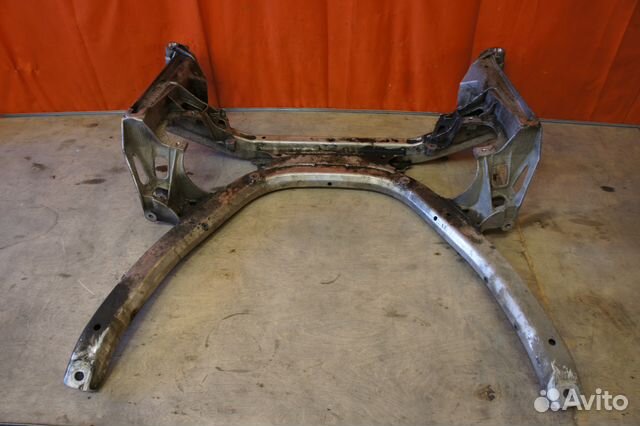 Подрамник передний BMW 5er E60 E61 6er E63 Подрамник передний BMW 5er E60 E61 6er E63