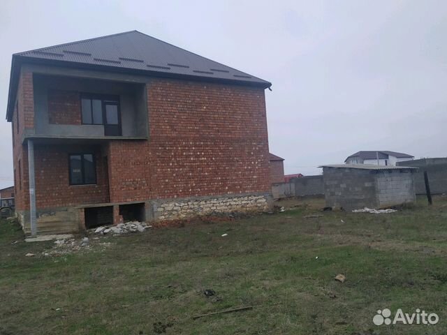 Дом 240 м² на участке 6 сот.
