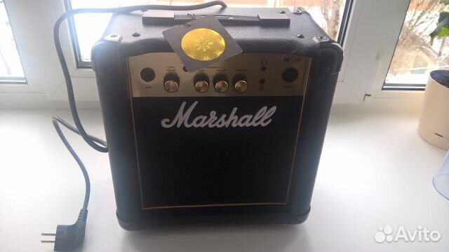 Marshall MG 10 Gold