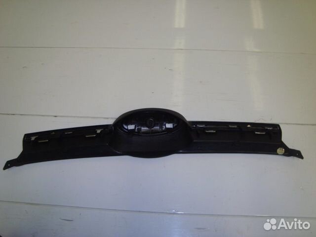 Решетка радиатора передняя верхняя Ford Focus 3