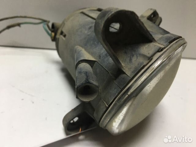 Фара противотуманная левая VW Passat B5