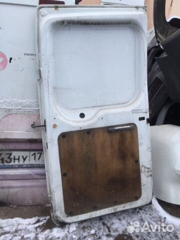 Дверь задняя правая задняя правая Ford Transit TT9 Дверь задняя правая задняя правая Ford Transit TT9