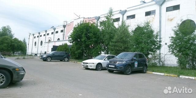 Гараж, > 30 м²