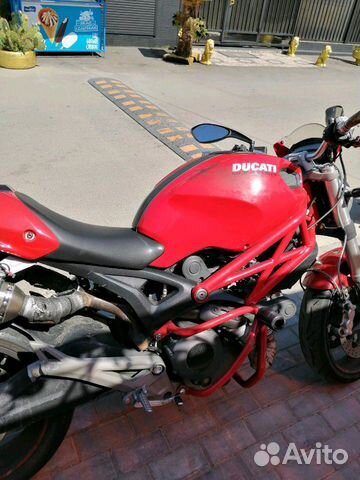 Продам мотоцикл Dukati monster 696