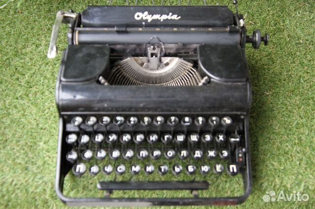 Пишущая печатная машинка полевая 1946 год Olympia Пишущая печатная машинка полевая 1946 год Olympia
