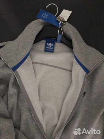Новая куртка толстовка Adidas XL Новая куртка толстовка Adidas XL